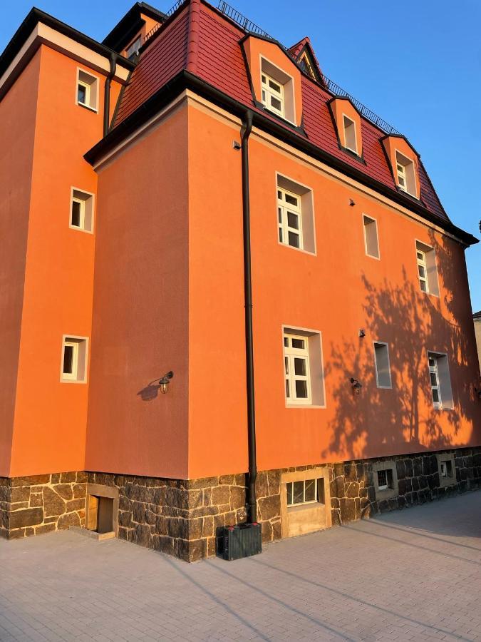 Apartment-Haus Landeskrone Dresden Buitenkant foto