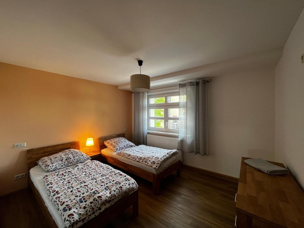 Apartment-Haus Landeskrone Dresden Buitenkant foto